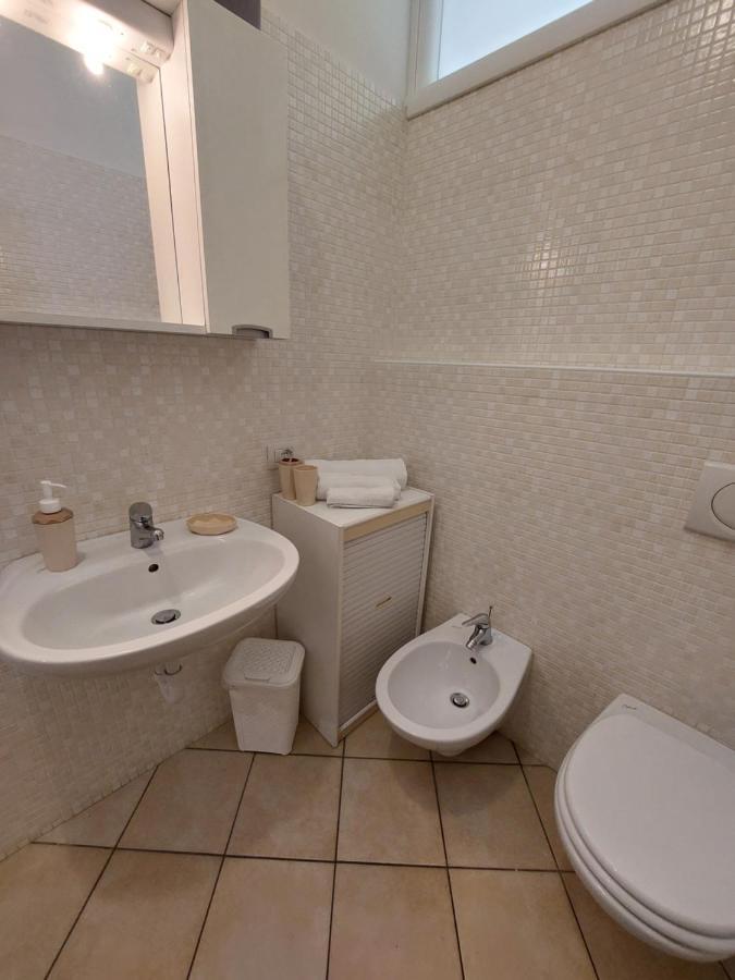 Eva House Apartment Беладжо Екстериор снимка