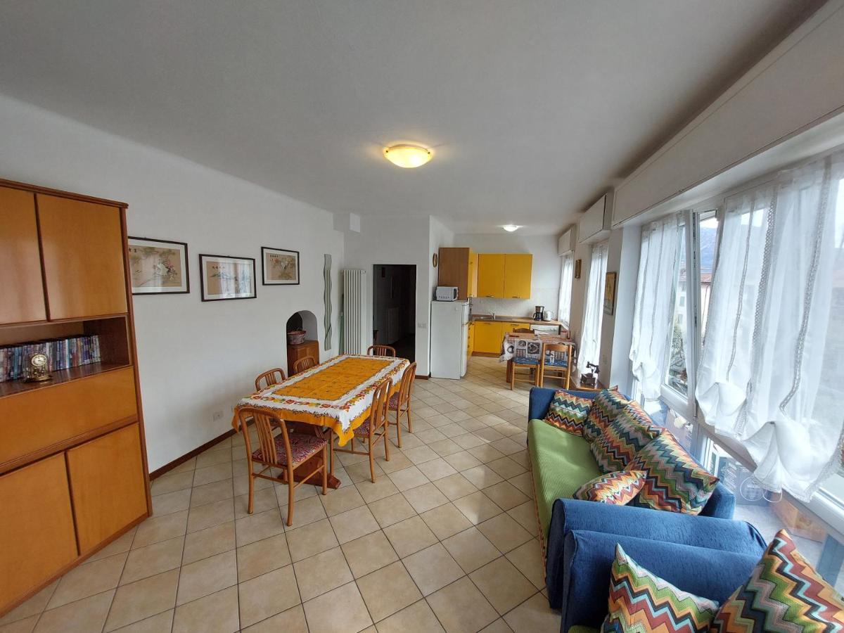 Eva House Apartment Беладжо Екстериор снимка